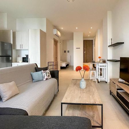 Appartement Soho Modern 55Sqm Studio With Secret Garden à Athènes Extérieur photo